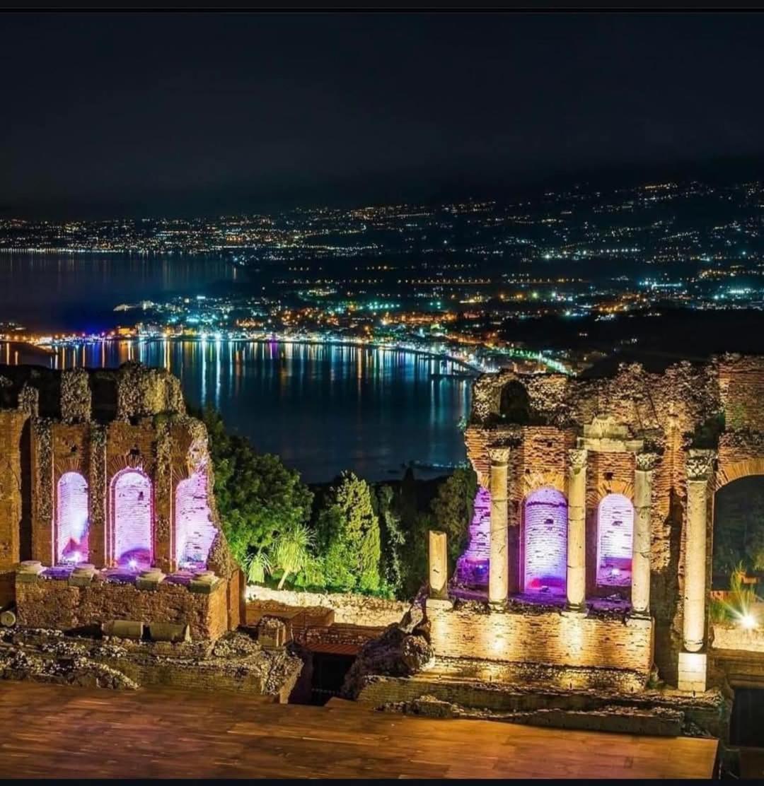 Sebastian House Casa Vacanze Giardini-Naxos Exterior foto